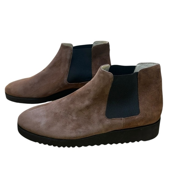 $310 NEW Amalfi by Rangoni Enrico Chelsea BootCashmere Suede Size 11.5 - Picture 3 of 5